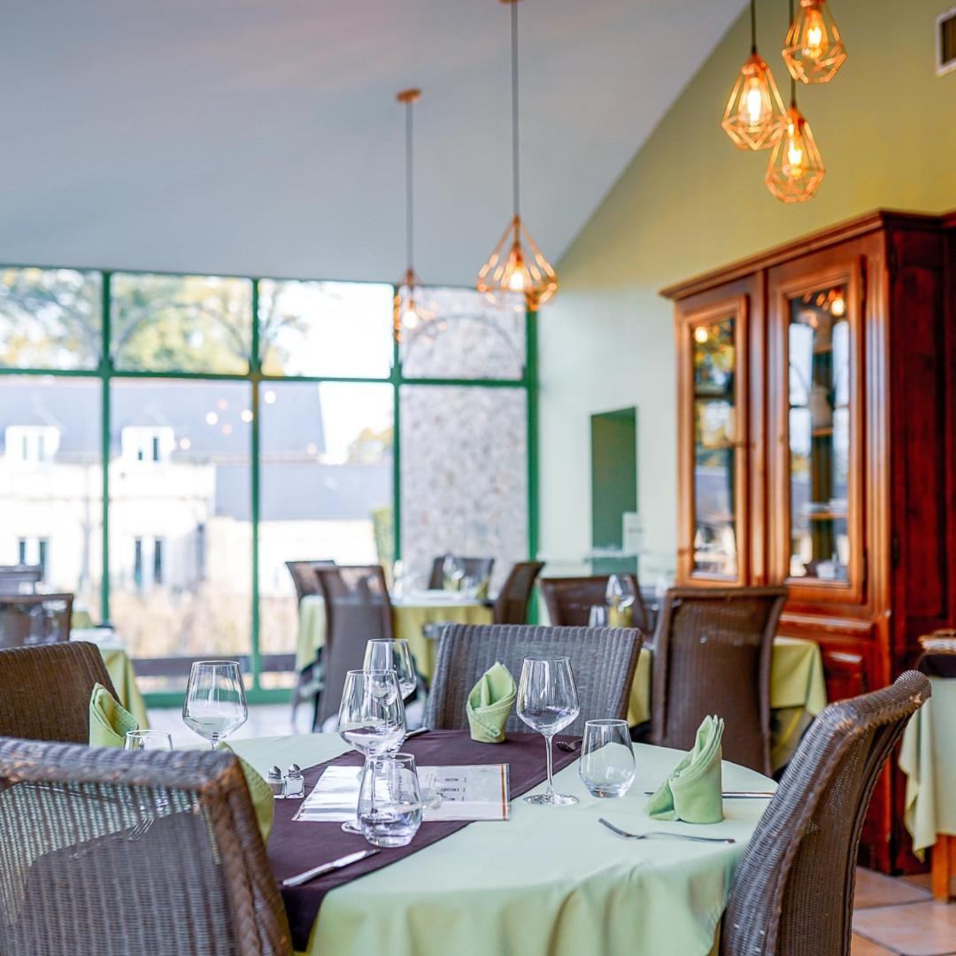 Du Manet Hotel